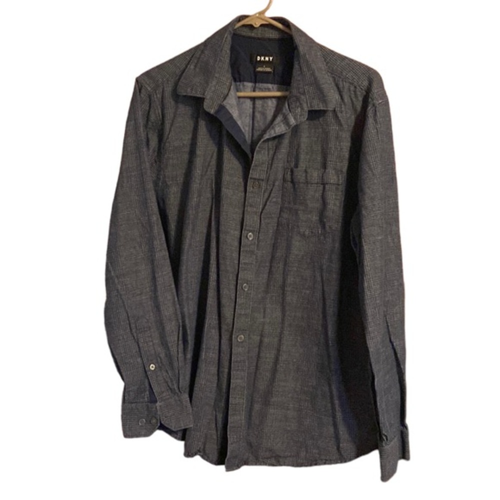 💜💜 DKNY ButtonUp Long Sleeved Shirt Size L